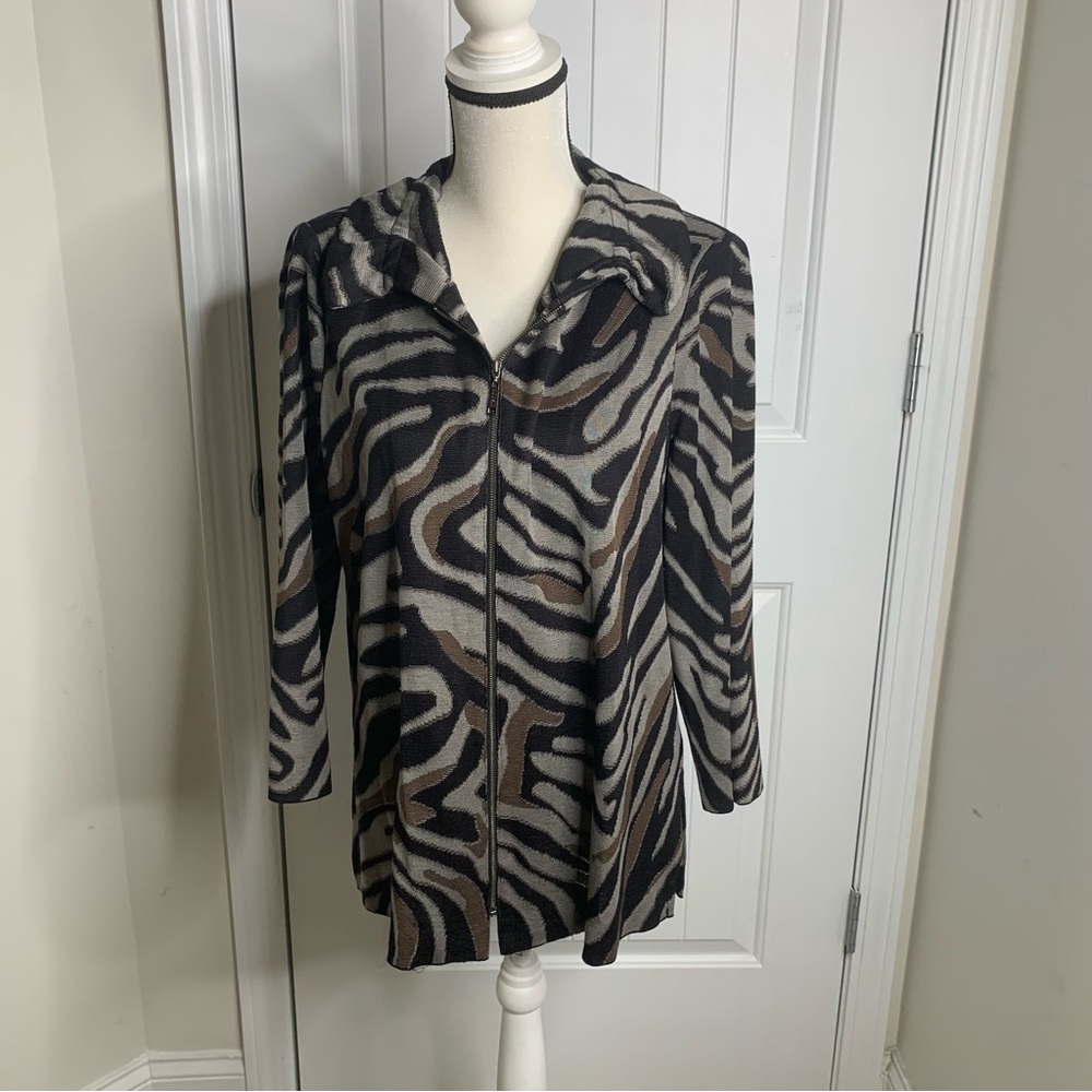 Misook Full Zip Geometric Jacket Size Large Lagen… - image 1